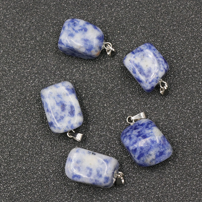 Wholesale small crystal pendants