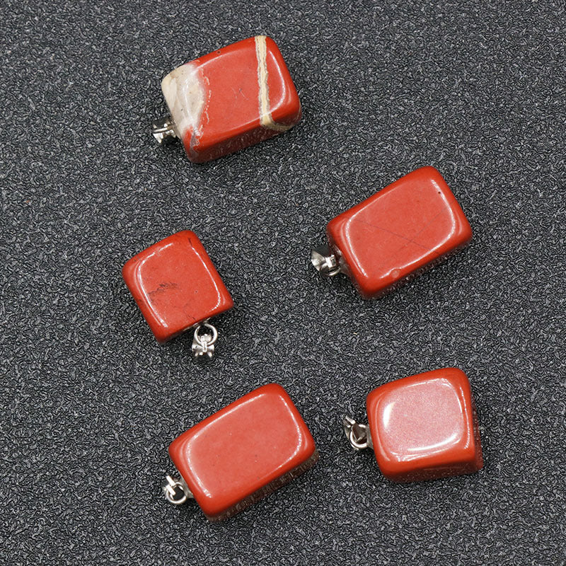 Wholesale small crystal pendants