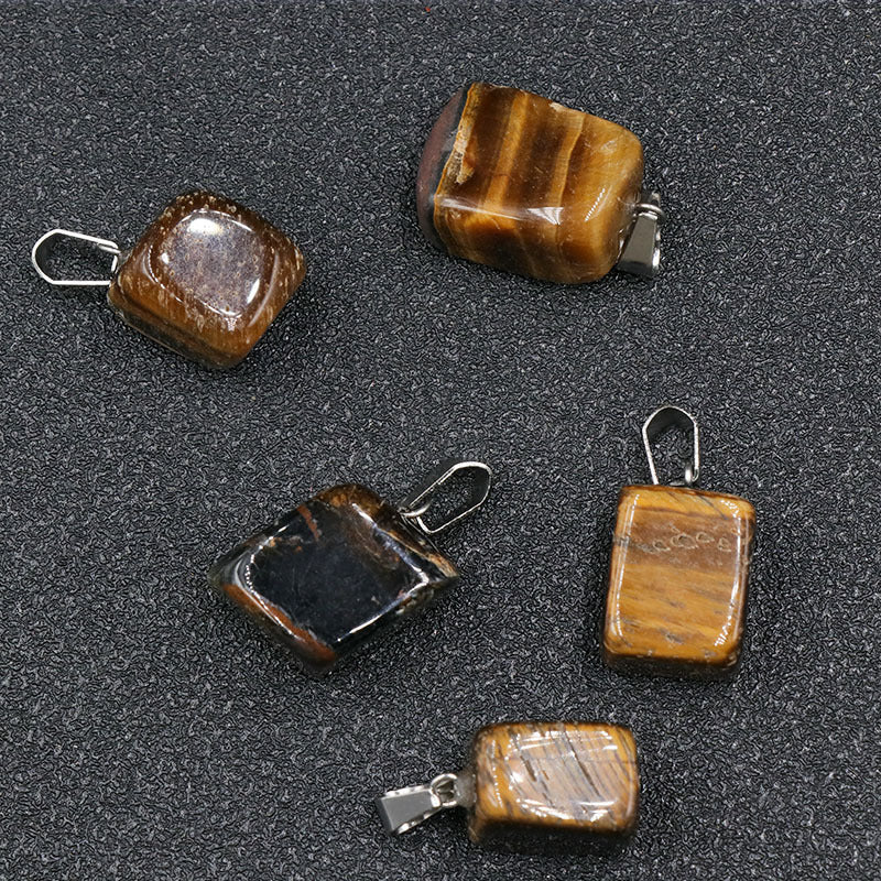 Wholesale small crystal pendants