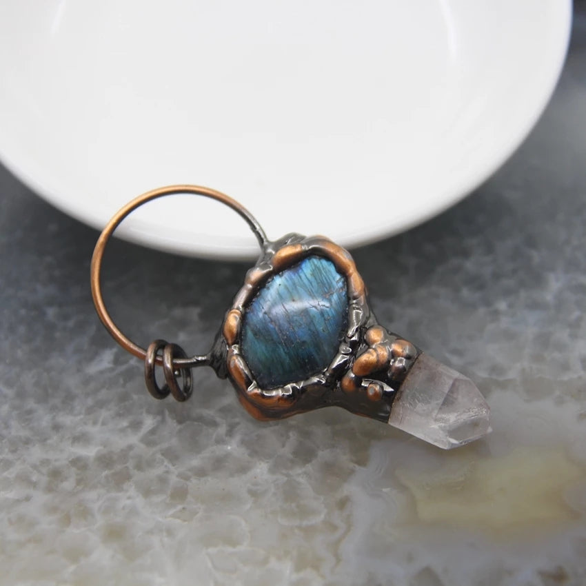 Labradorite × Quartz Copper Necklace Pendant.