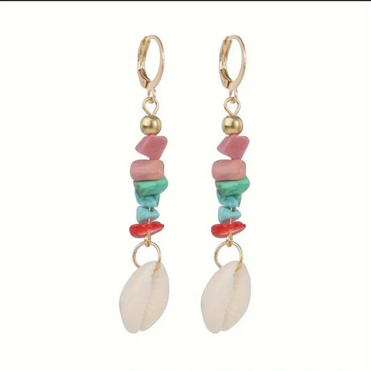 Sml gold dangle gemstone earrings w/ seashell