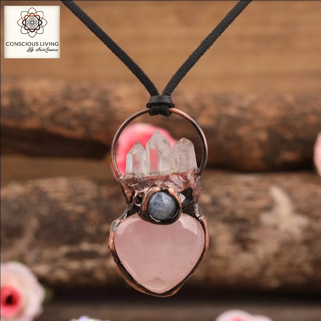 Pink Rose Quartz Heart × Clear Quartz × Lapis Stone Necklace Pendant.