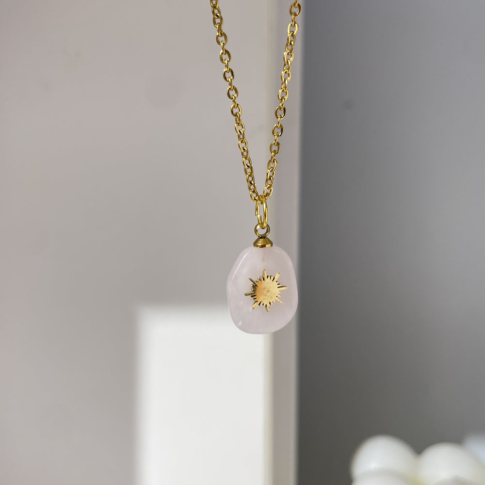 Gold engraved Gemstone necklace